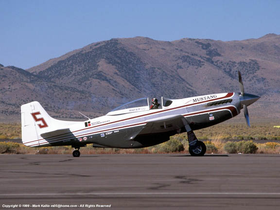 P-51 Mustang 45-11453