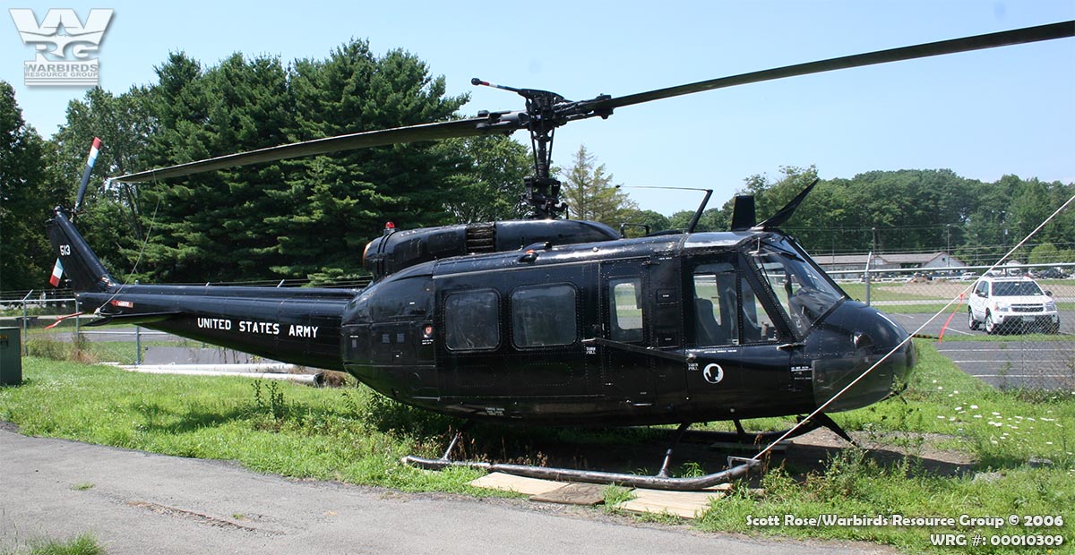 Bell UH-1 Iroquois 64-13513