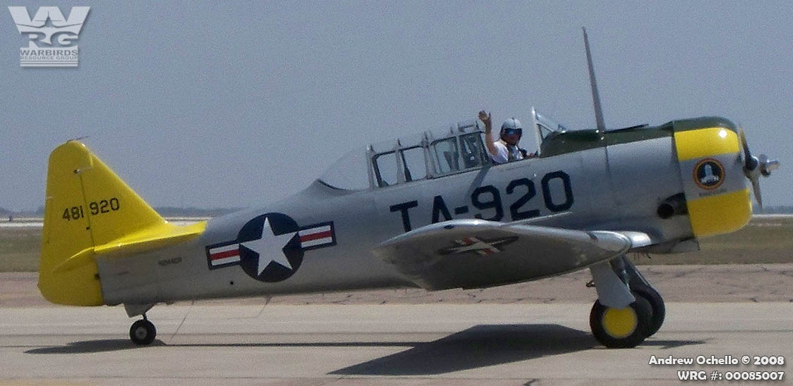AT-6F Texan 44-81920